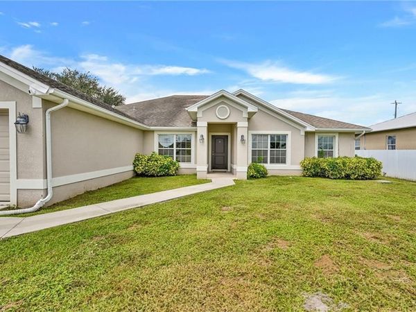 2216 NE 17th AVE , CAPE CORAL, FL 33909