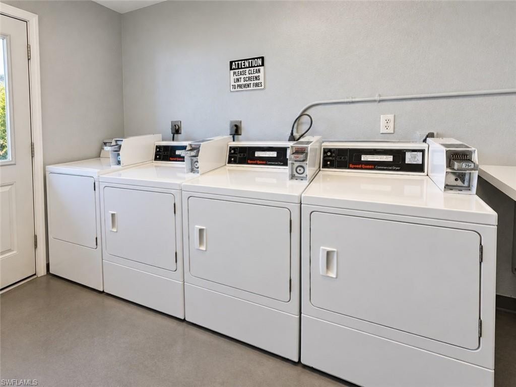 6777 Winkler Rd, Unit 238, Fort Myers, FL 33919 Photo