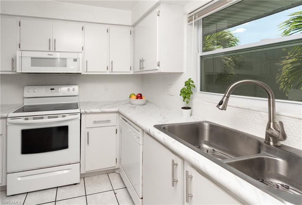 6777 Winkler Rd, Unit 238, Fort Myers, FL 33919 Photo