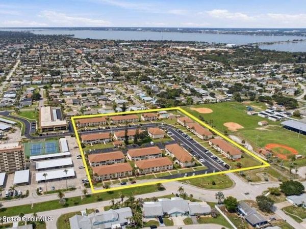 1045 Cheyenne Boulevard, Unit 26, Indian Harbour Beach, FL 32937