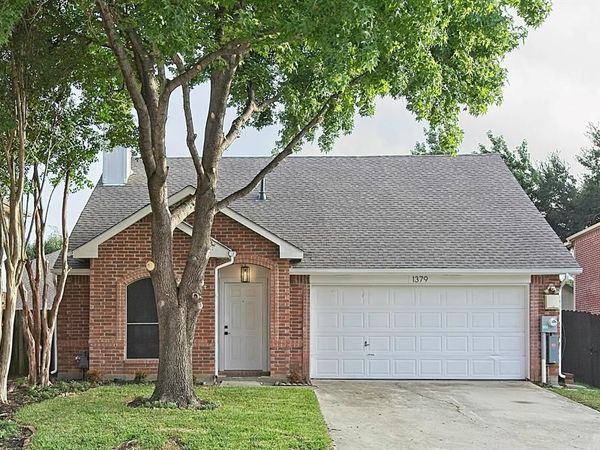 1379 Honeysuckle Lane, Lewisville, TX 75077