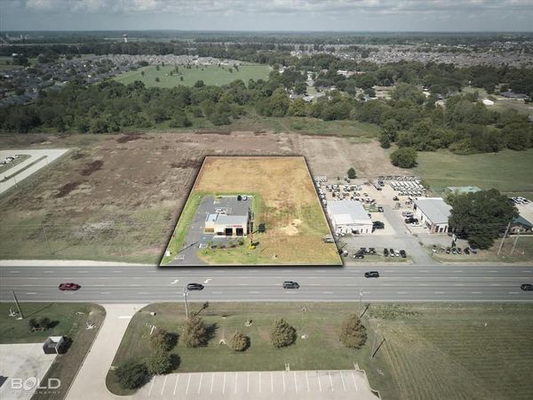 5485 Airline Drive , Bossier City, LA 71111
