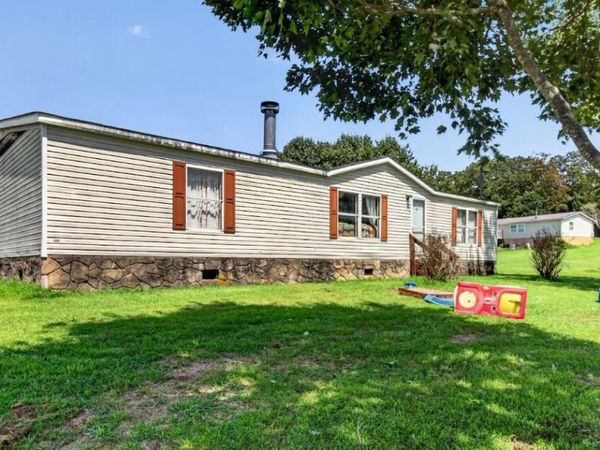 3592 Baker Springs Road, White Pine, TN 37890