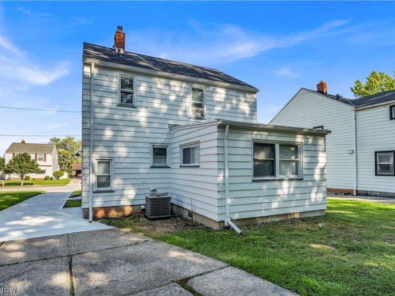 28000 Coolidge Drive, Euclid, OH 44132 Photo 30