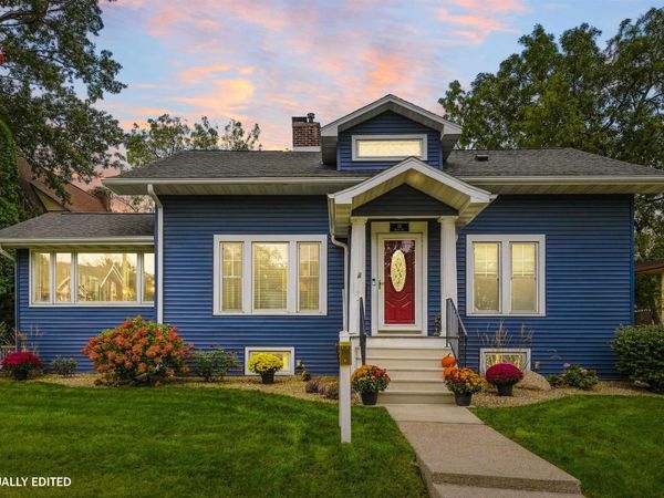 101 Elston Avenue, Waterloo, IA 50701