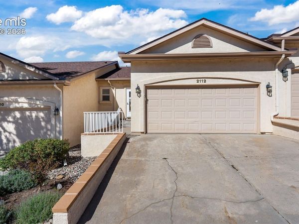 2112 Summerset Drive, Colorado Springs, CO 80920