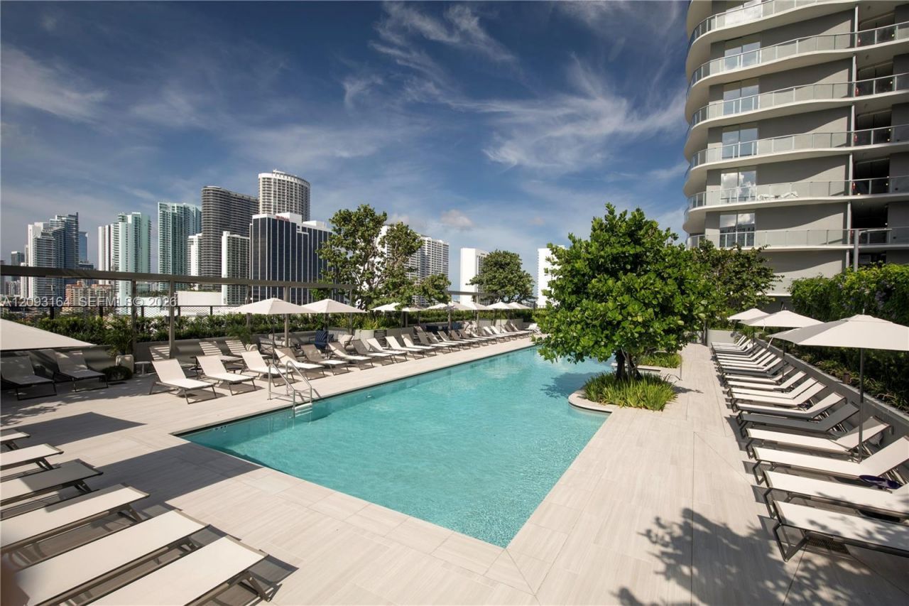 1400 Biscayne Boulevard , Unit PH-5302, Miami, FL 33132 Photo