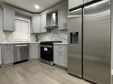 2502 S SHERIDAN STREET, PHILADELPHIA, PA 19148