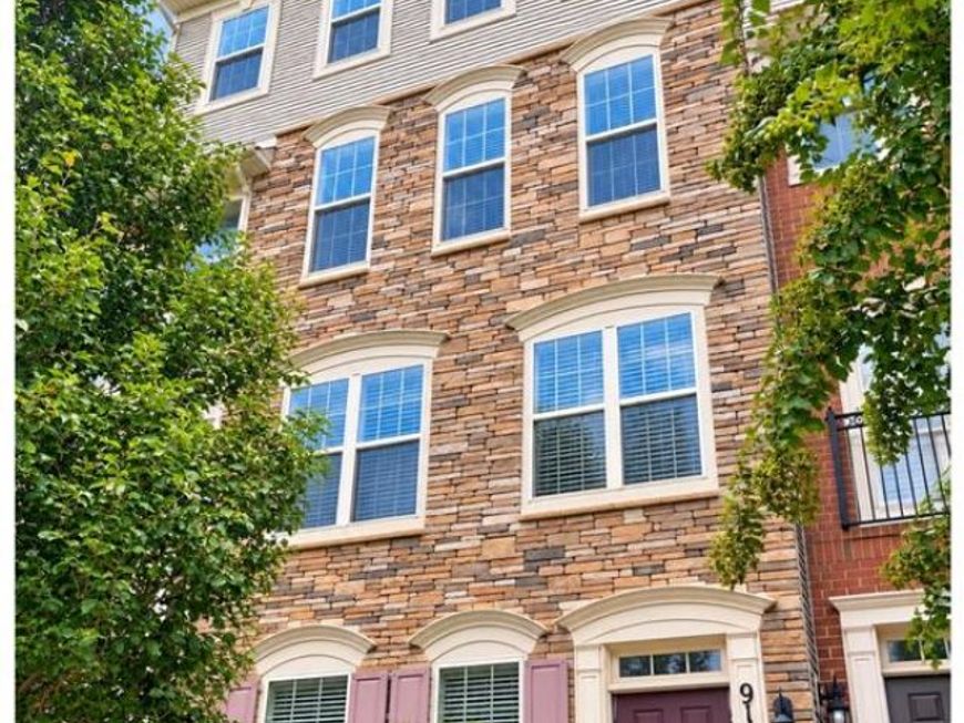9106 Ruby Lockhart Boulevard, Unit 4, Lanham, MD 20706 Main Photo