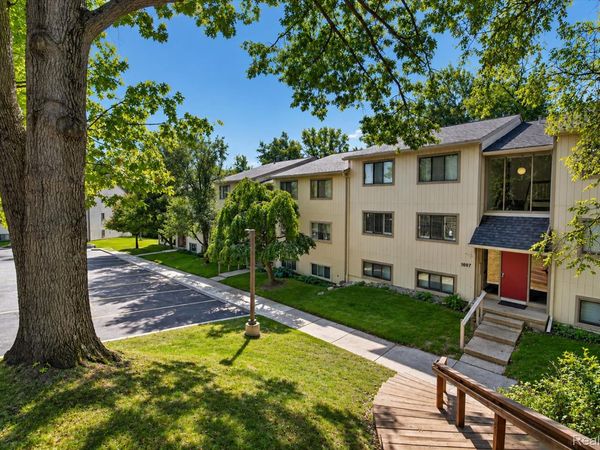 1695 Riverside Drive, Unit 7, Rochester Hills, Mi 48309