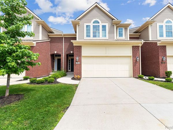 7512 Berry Wood Lane , West Bloomfield Township, Mi 48322