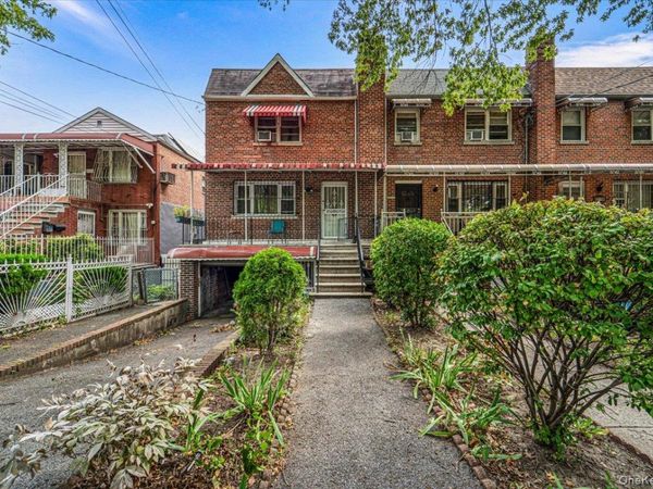 3118 Eastchester Road , Bronx, NY 10469