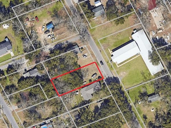 Fournier Avenue, Gulfport, MS 39501