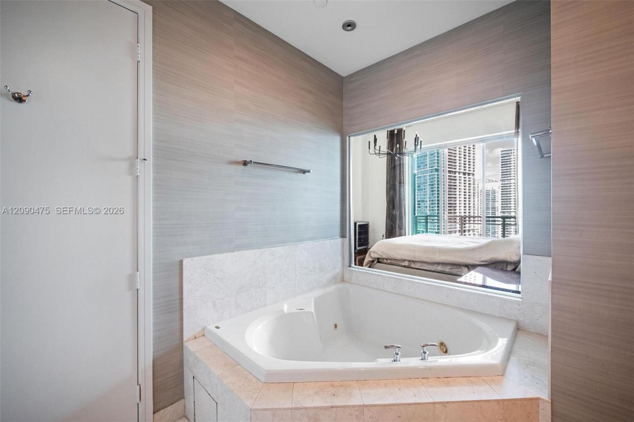 900 Brickell Key Blvd , Unit 2504, Miami, FL 33131 Photo