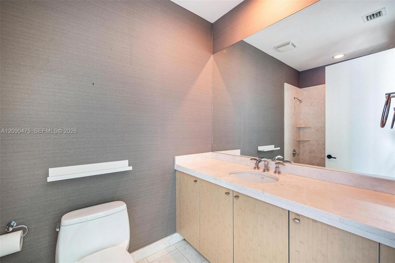 900 Brickell Key Blvd , Unit 2504, Miami, FL 33131 Photo