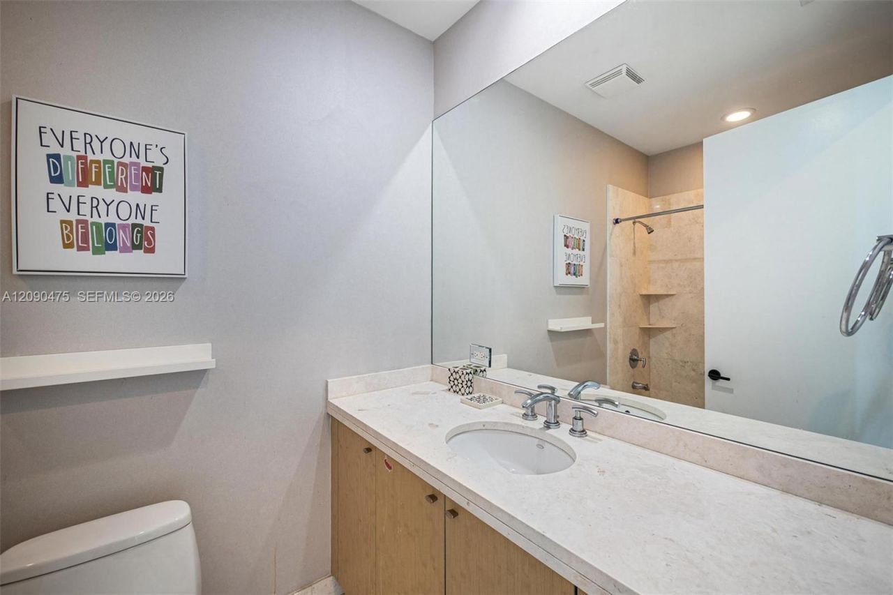 900 Brickell Key Blvd , Unit 2504, Miami, FL 33131 Photo