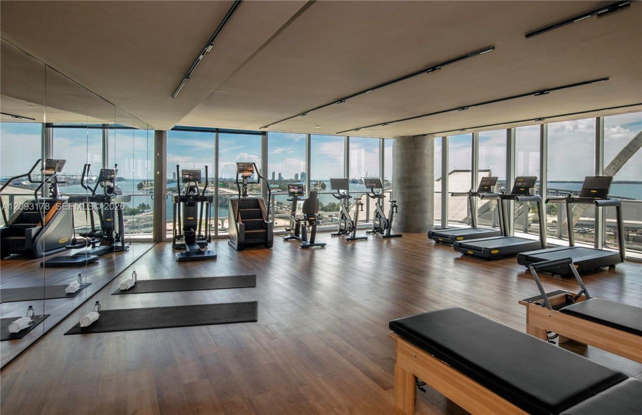 1400 Biscayne Boulevard , Unit 5101, Miami, FL 33132 Photo