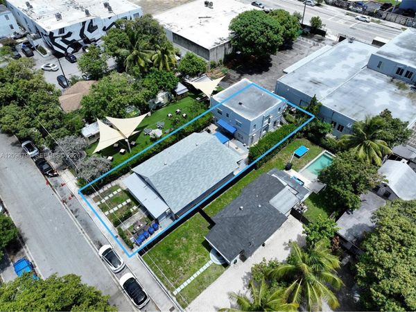548 NW 30th St , Miami, FL 33127
