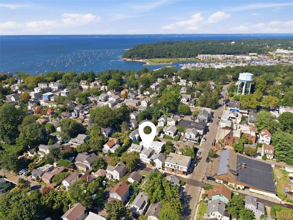 70 14th Avenue , Sea Cliff, NY 11579