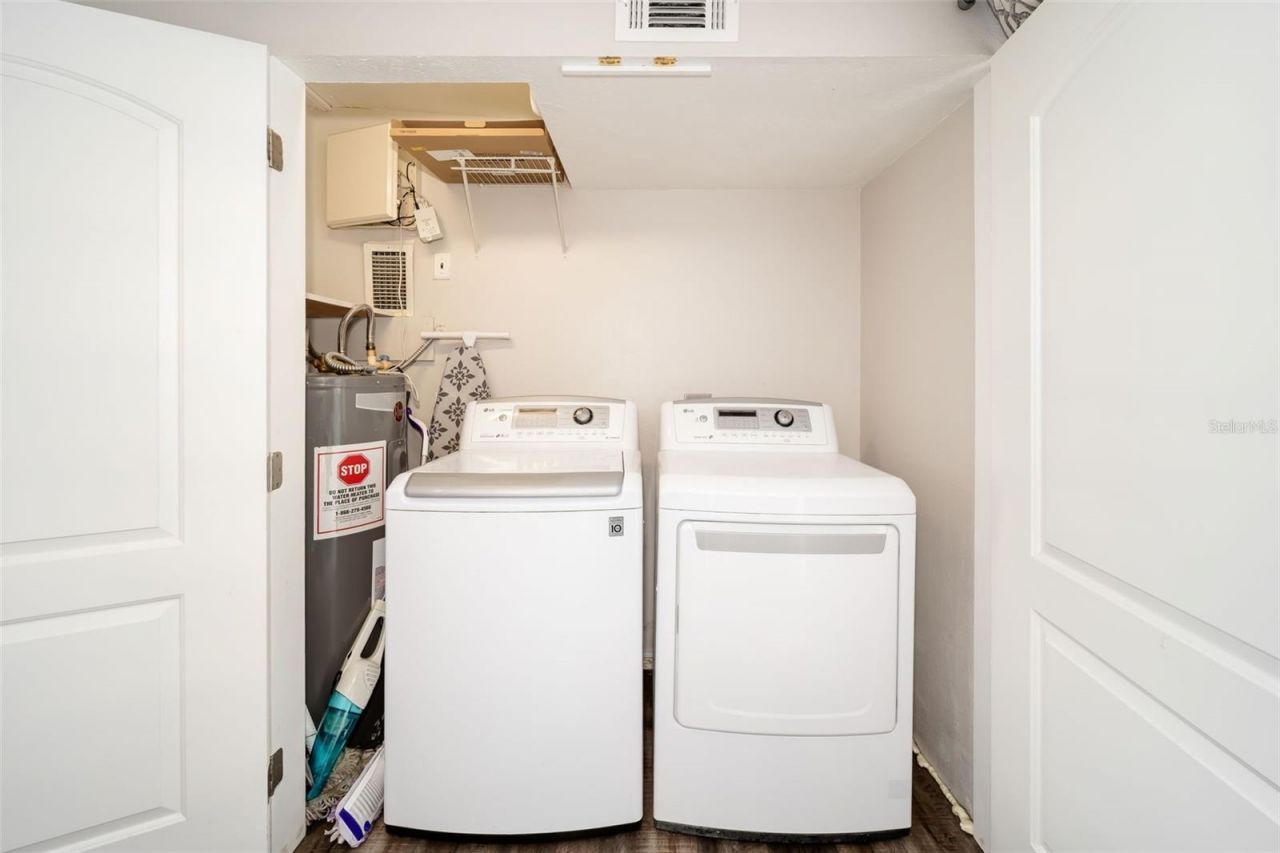 2316 Gull Lane, Sarasota, FL 34237 Photo