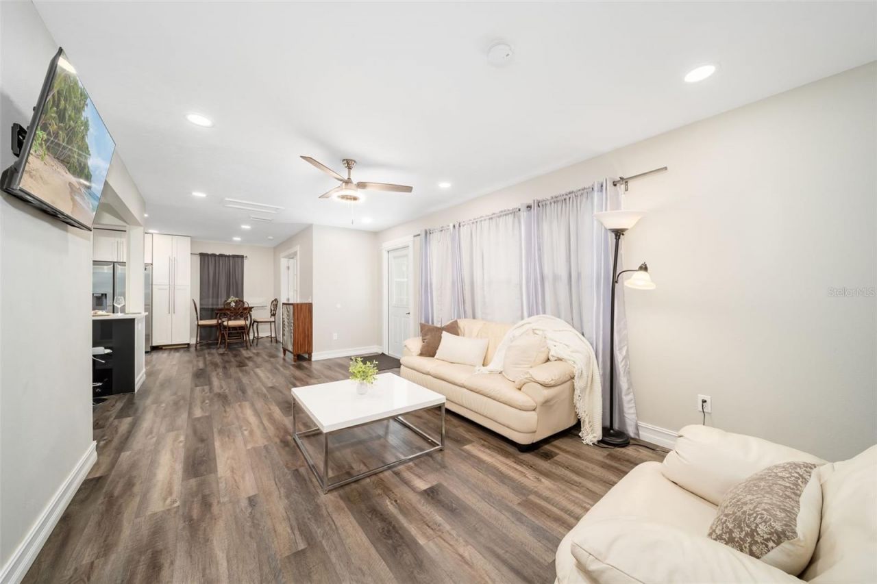 2316 Gull Lane, Sarasota, FL 34237 Photo