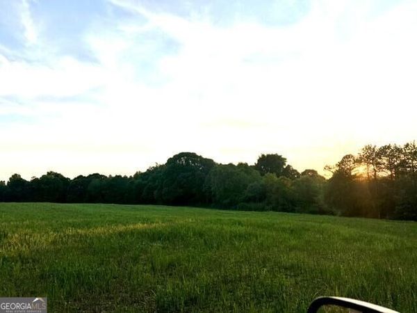881 Thomas Road, Martin, GA 30557