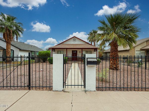 2110 W WASHINGTON Street, Phoenix, AZ 85009