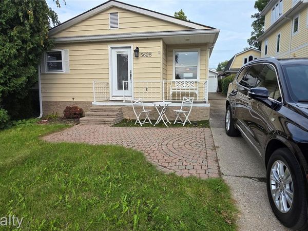 5625 Putnam Drive , West Bloomfield Township, Mi 48323