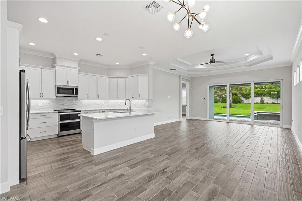 5879 Haiti Dr, Naples, FL 34113 Photo