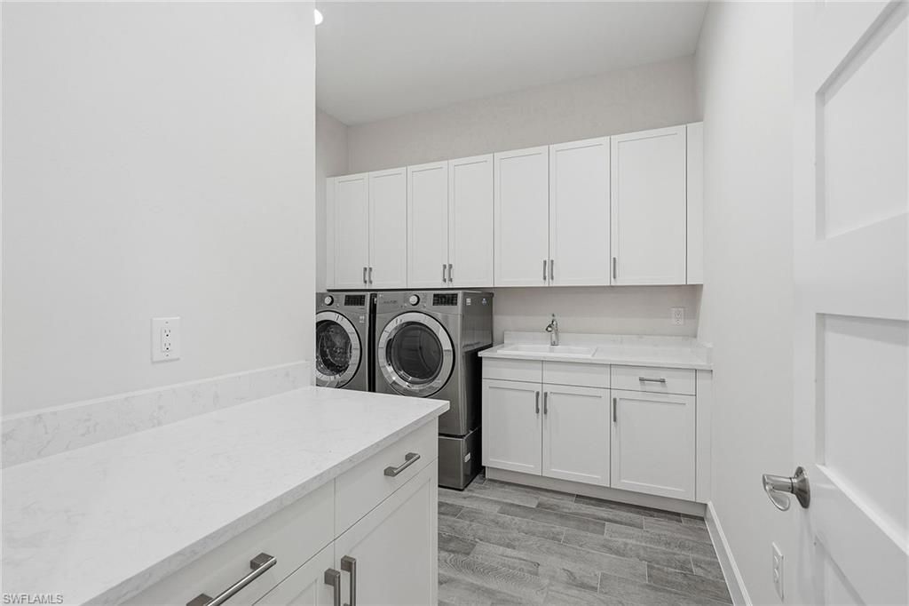 5879 Haiti Dr, Naples, FL 34113 Photo