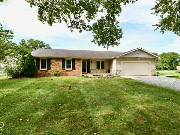 7936 Eaker Court, Brownsburg, IN 46112
