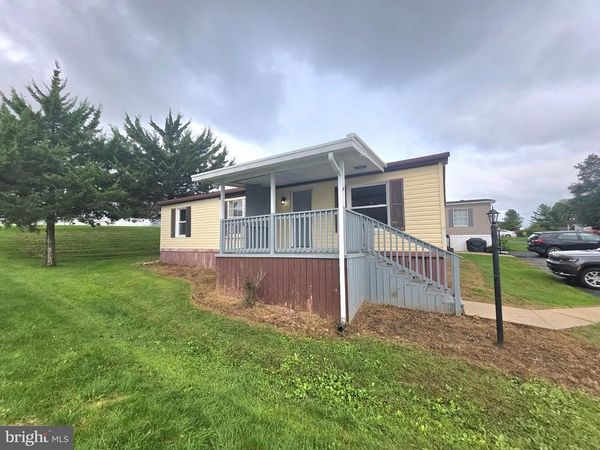 101 JEMFIELD COURT, LANCASTER, PA 17603