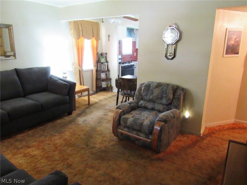 4208 Wetzel Avenue, Cleveland, OH 44109 Photo 4