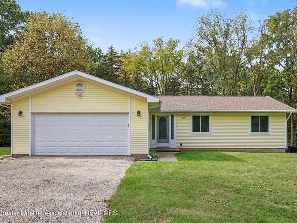 5816 W Britton Road, Perry, MI 48872