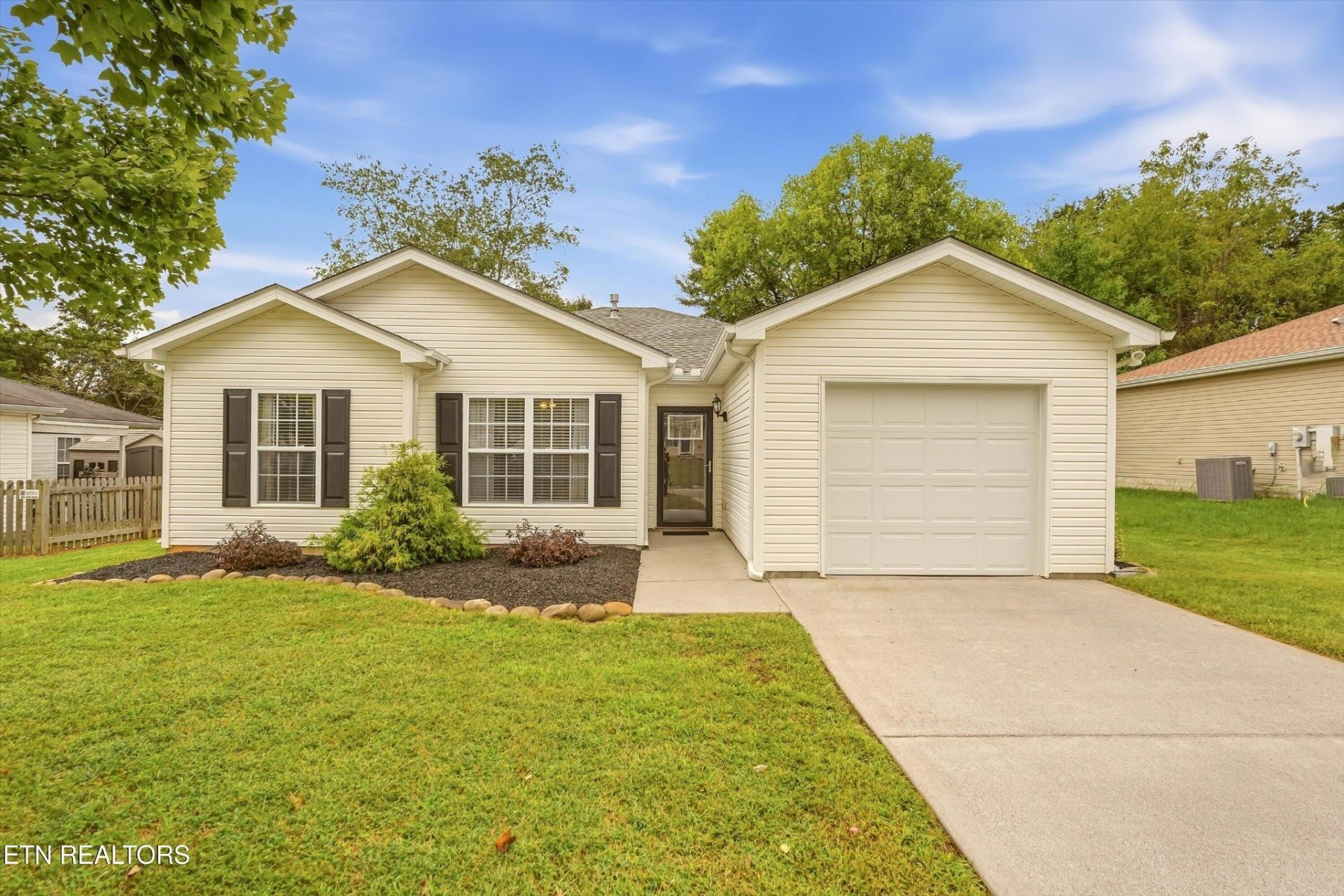 2326 Slate Valley Lane, Knoxville, TN 37923 Main Photo