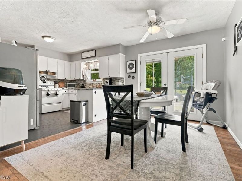 4280 Beechwood Avenue, Alliance, OH 44601 Photo 11