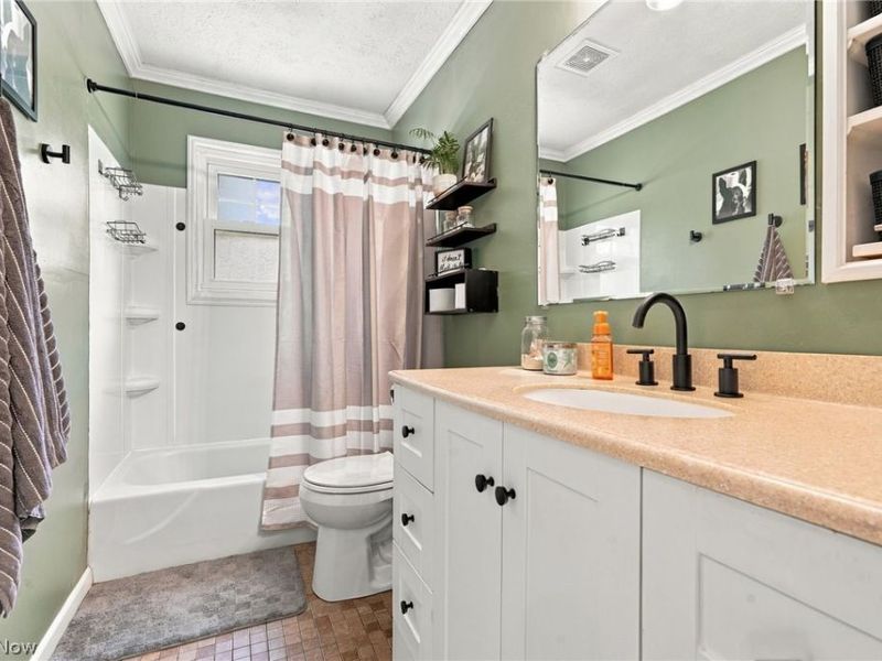 4280 Beechwood Avenue, Alliance, OH 44601 Photo 18