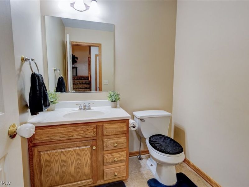 6107 Sky Ridge Avenue NE, Louisville, OH 44641 Photo 13