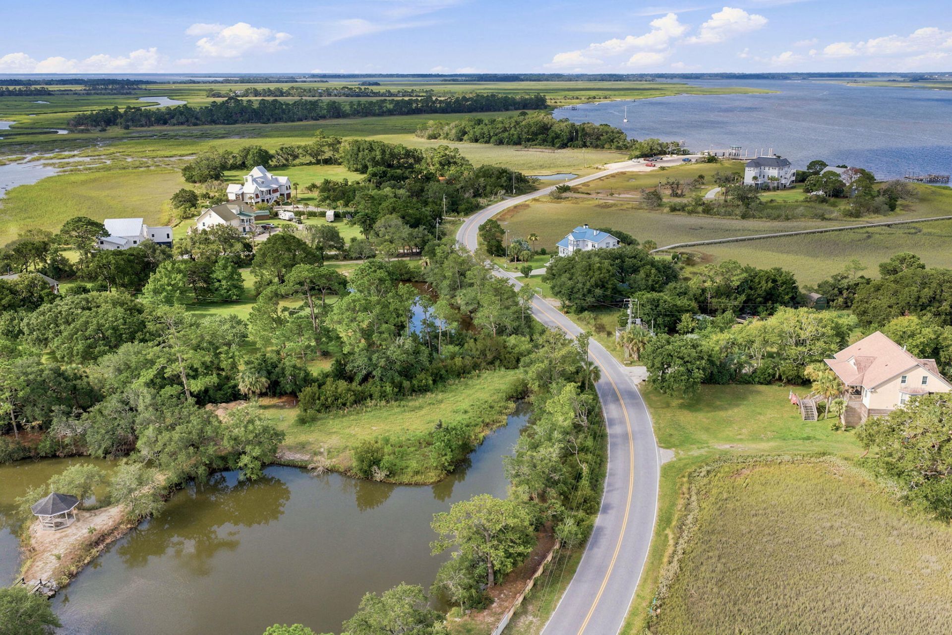 2363 Sol Legare Road Photo 18