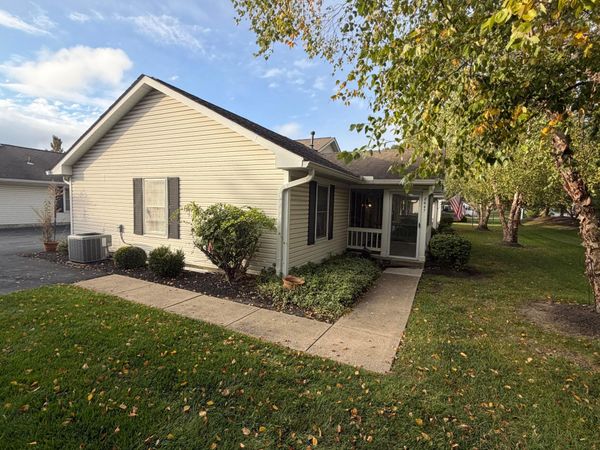 8647 Victoria Meadow Lane, Reynoldsburg, OH 43068