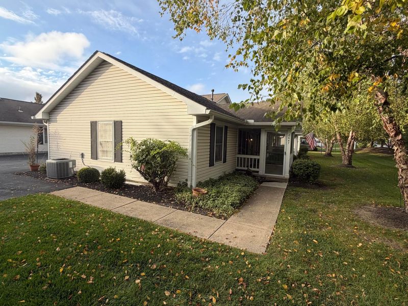 8647 Victoria Meadow Lane, Reynoldsburg, OH 43068 Photo 1