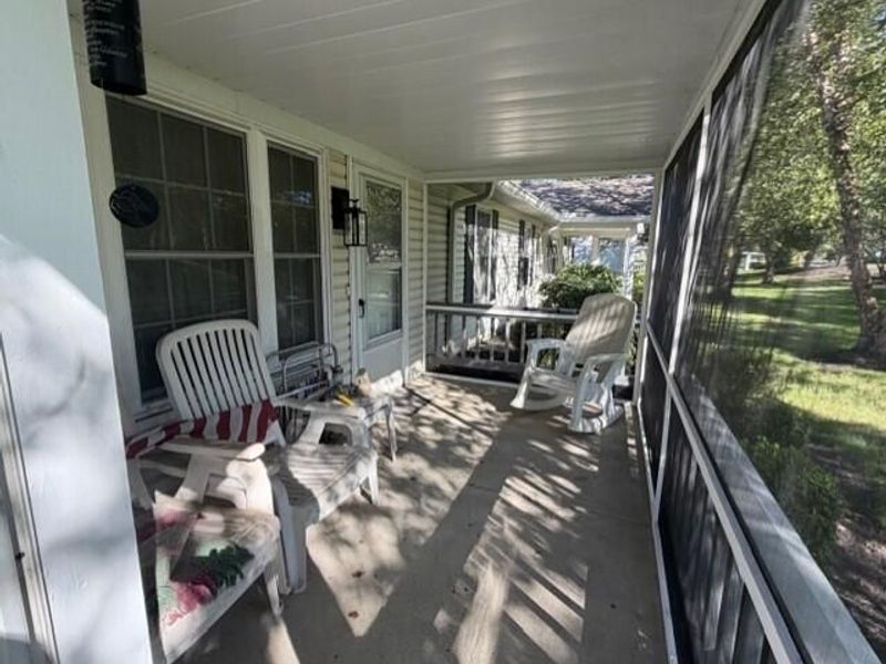 8647 Victoria Meadow Lane, Reynoldsburg, OH 43068 Photo 3