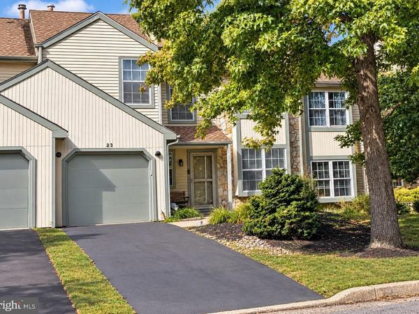 23 LAUREL CIRCLE, NEWTOWN, PA 18940