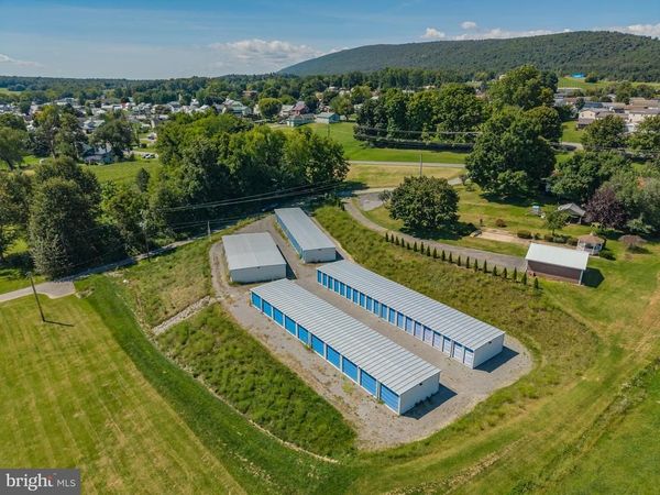 201 WALNUT STREET , MIDDLEBURG, PA 17842
