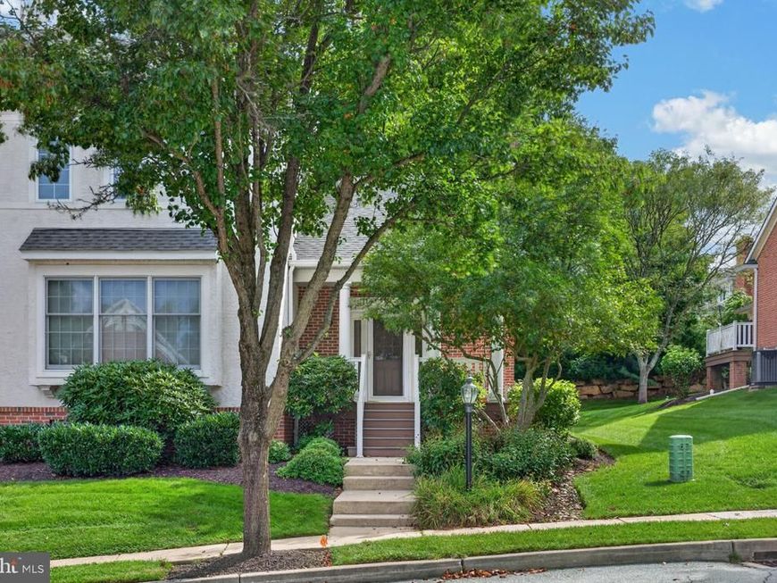 405 Vineyard Lane, Downingtown, PA 19335 Main Photo