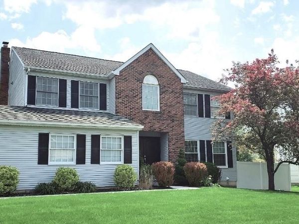 1389 FOUNTAIN ROAD , NEWTOWN, PA 18940