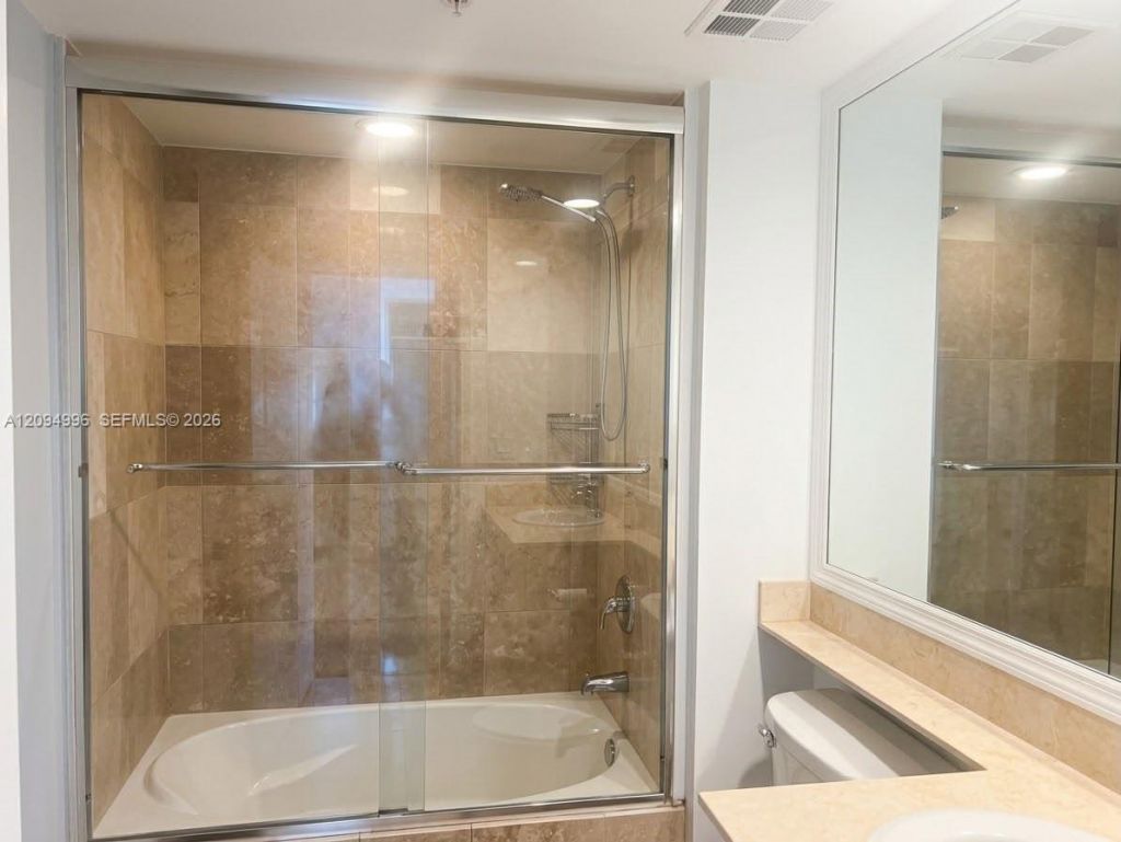 325 S Biscayne Blvd , Unit 2722, Miami, FL 33131 Photo