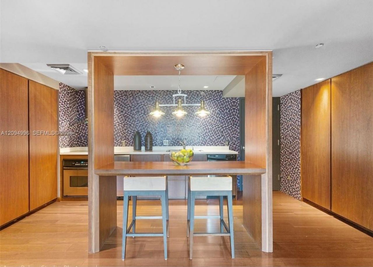 325 S Biscayne Blvd , Unit 2722, Miami, FL 33131 Photo