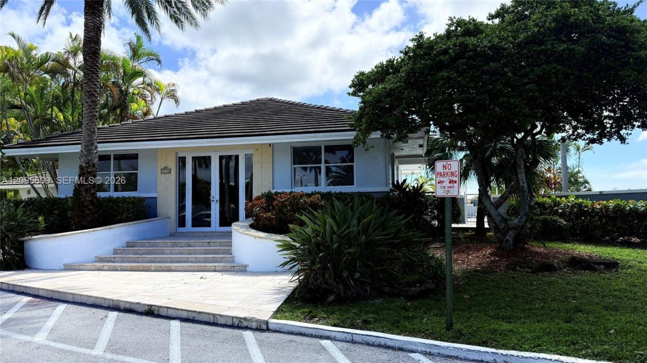 8560 SW 212th St , Unit 203, Cutler Bay, FL 33189 Photo