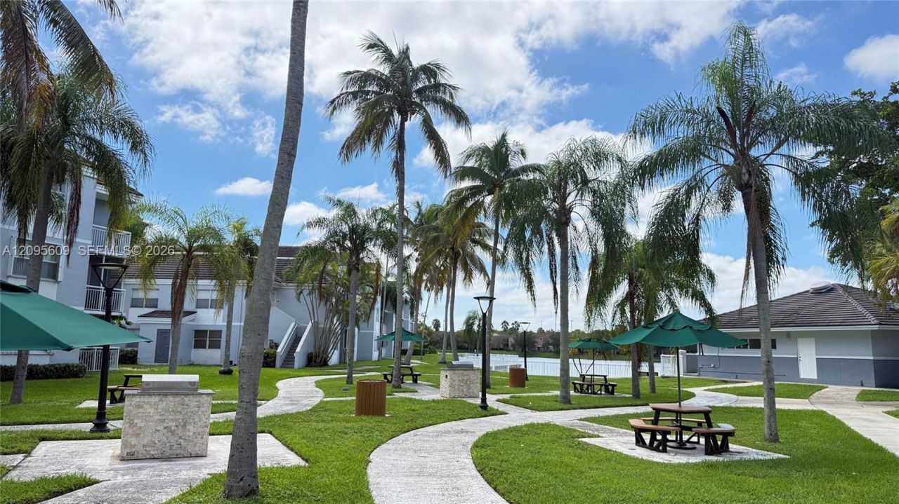 8560 SW 212th St , Unit 203, Cutler Bay, FL 33189 Photo